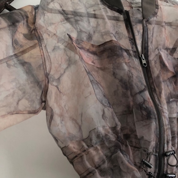 ♡ Sheer Jacket with zipper drawstring details - Picture 3 of 17